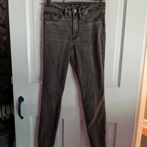 Athleta Skinny Jeans Stretch Gray Wash Size 0, 9" Rise